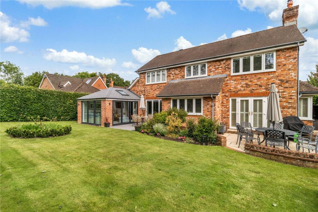 Cumberland Drive, Bowdon, Altrincham, Greater Manchester, WA14 photo 2