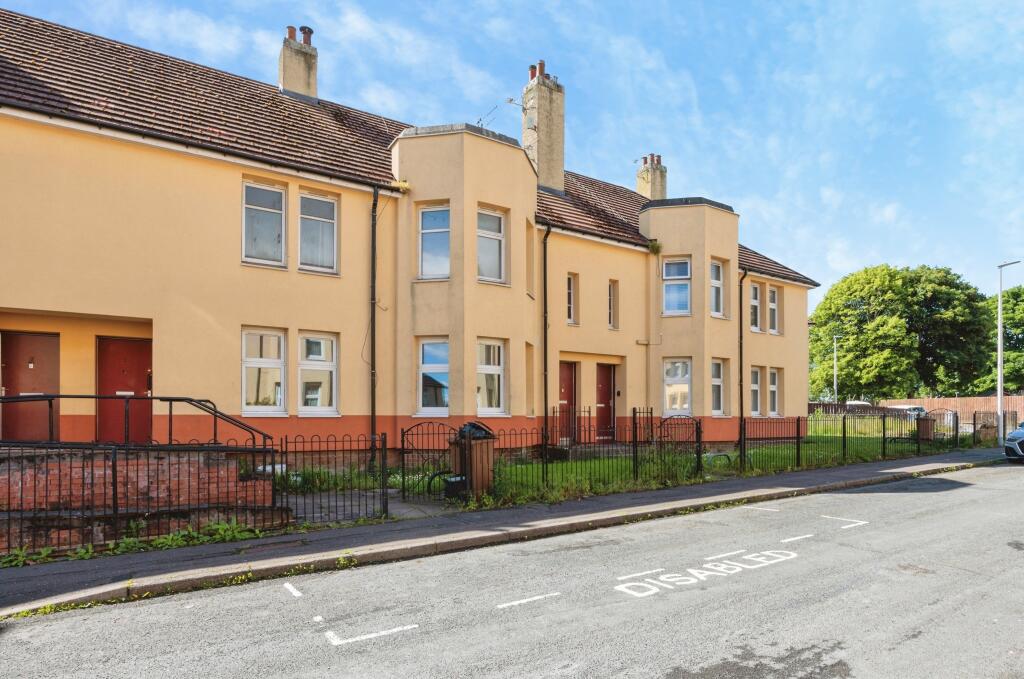 Longtown Place, Dundee, DD4 photo 4