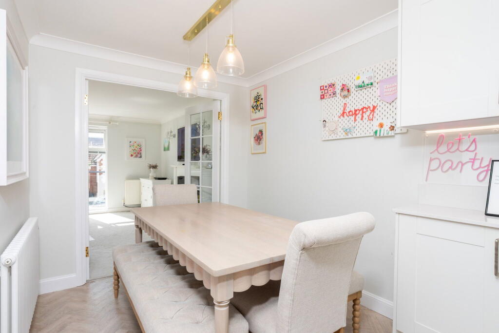 House in Hythe, Golden Valley, Sandgate - View 4