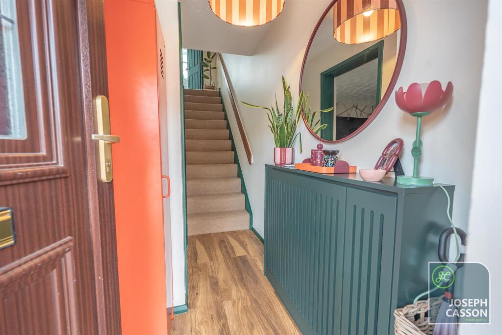 House in Taunton - View 3
