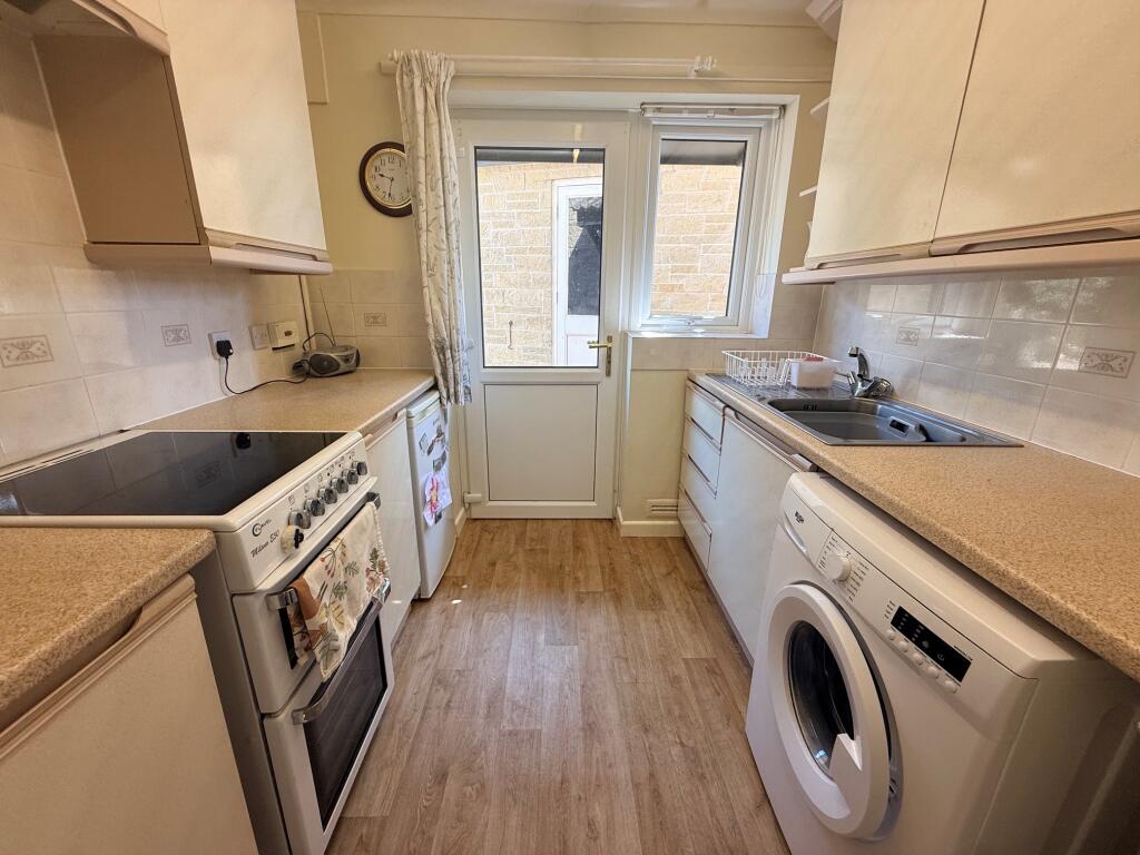 House in Yeovil, Somerset - View 4