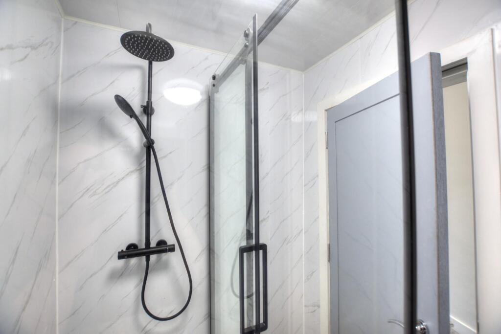 Additional image 14 of Apartment 3, A, Manchester Road, Burnley