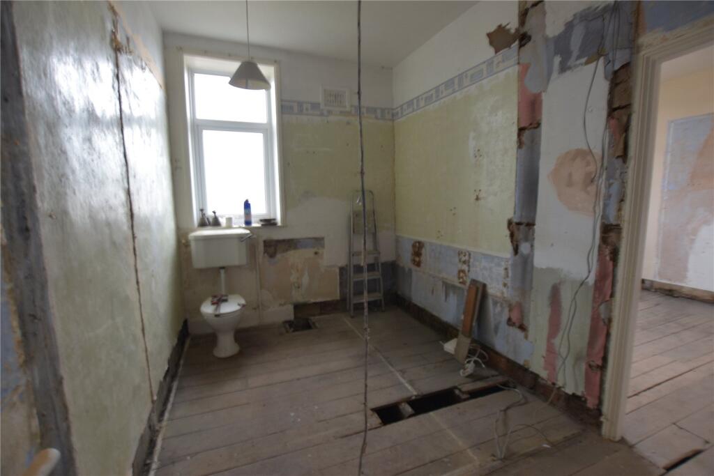 House in Leeds - View 5