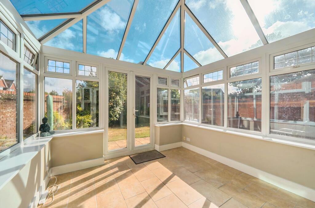 House in Harrow - More