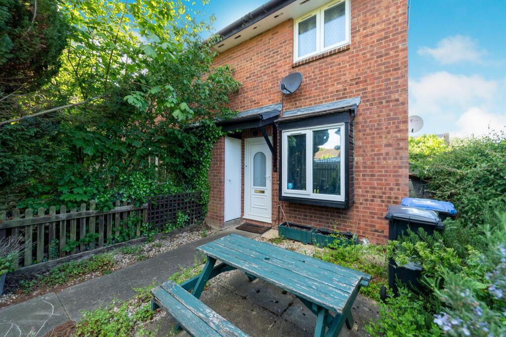 Additional image 14 of Cowslips, Welwyn Garden City