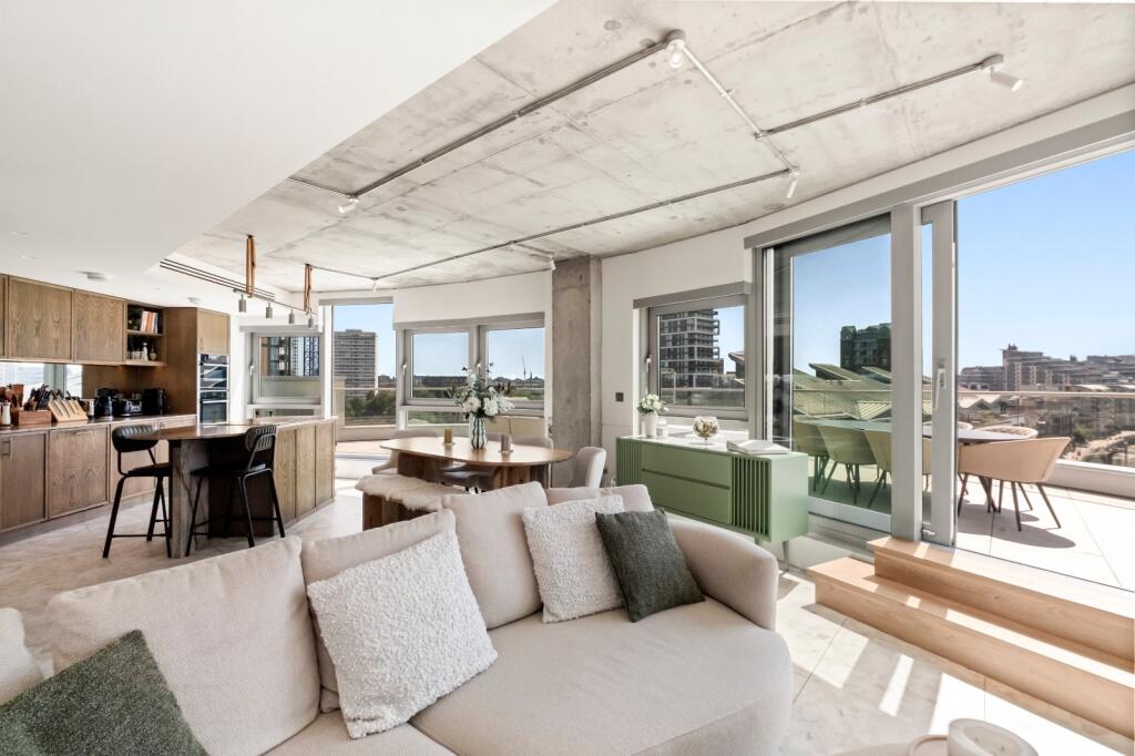 Main image of property: Vicentia Court, 
Bridges Court Road, SW11