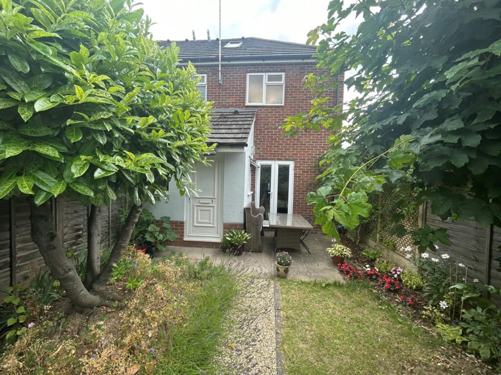 Main image of property: Ardler Road, Caversham, Reading, Berkshire, RG4