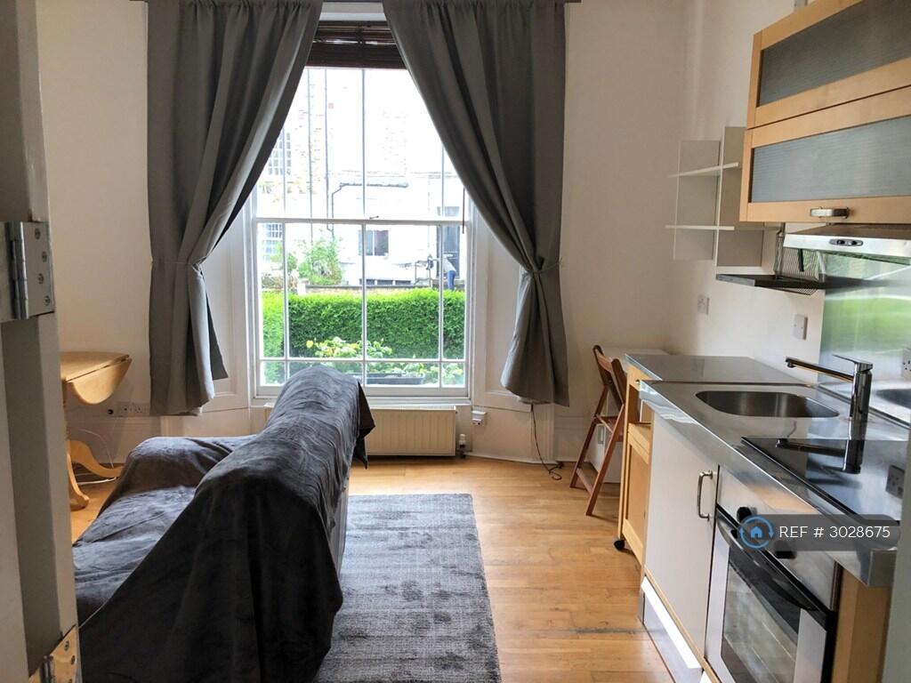 Main image of property: Torriano Avenue, London, NW5