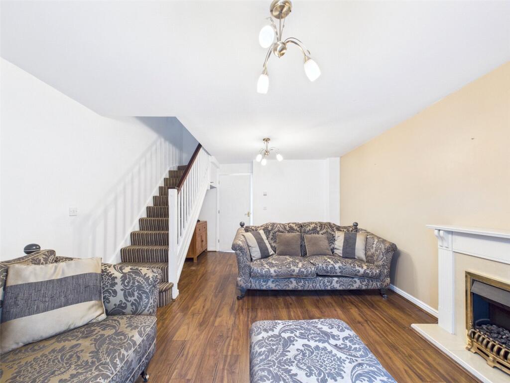Hook Close, Beeston, Nottingham, Nottinghamshire, NG9 photo 2