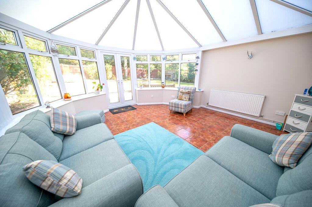 House in Havant, Waterlooville - View 5