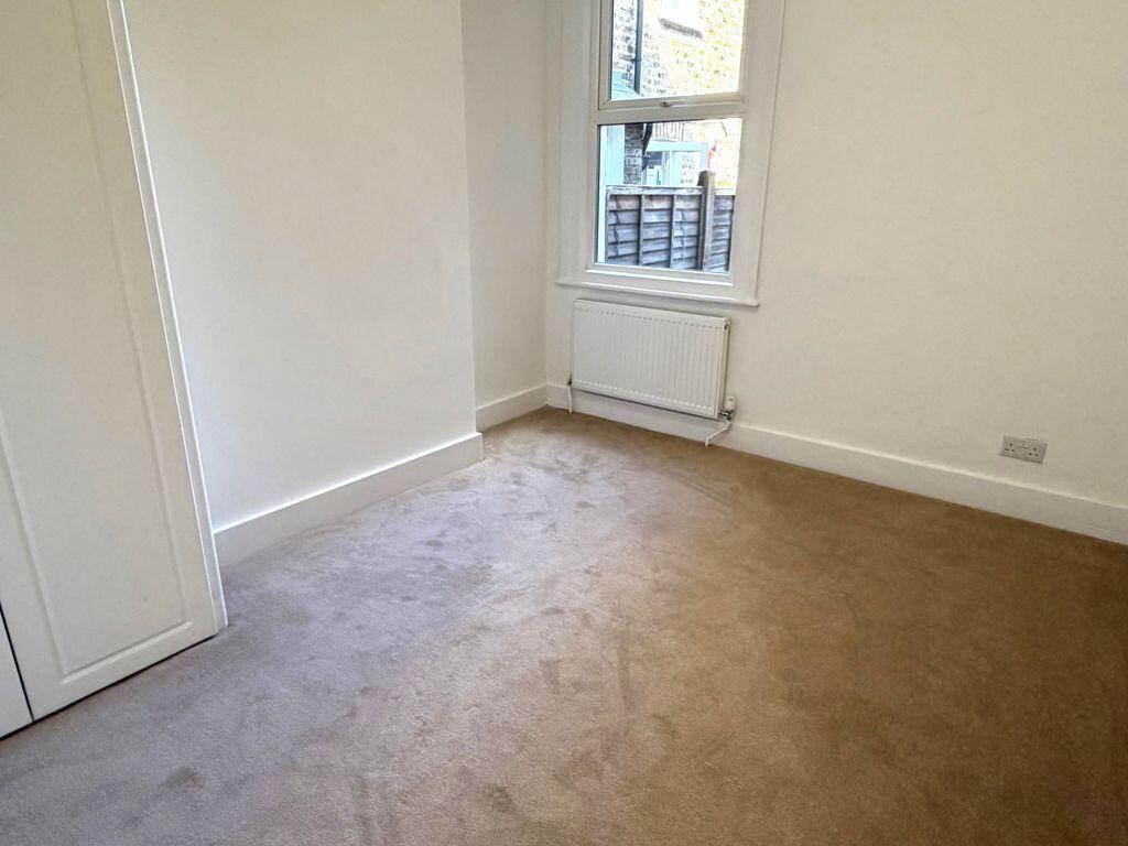 Apartment in London, South Wimbledon, Merton - More