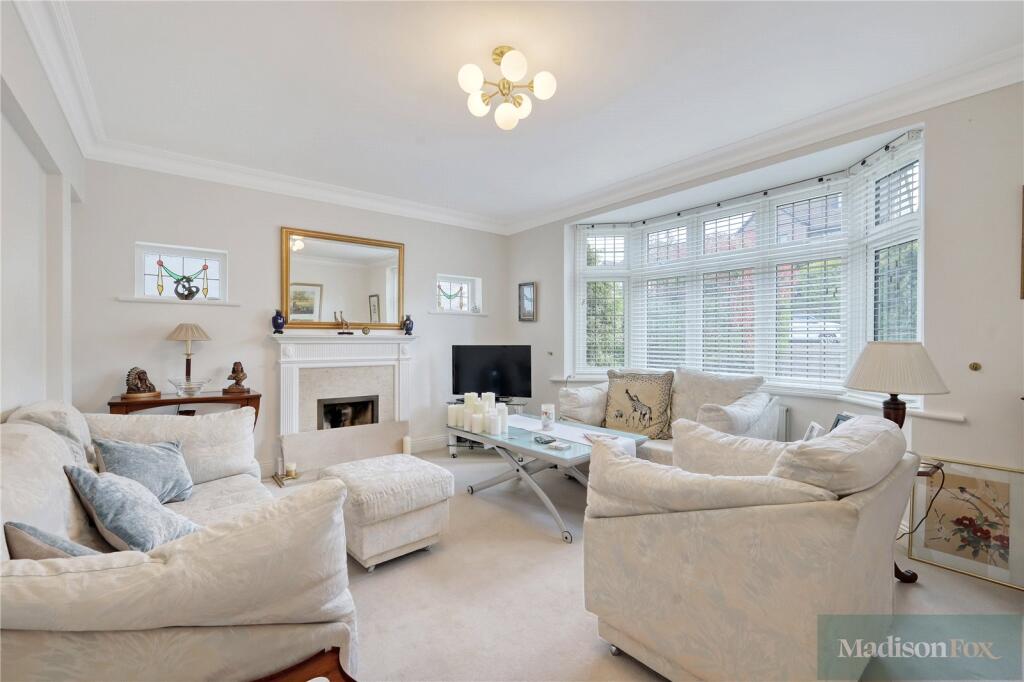 Tycehurst Hill, Loughton, Essex, IG10 photo 2