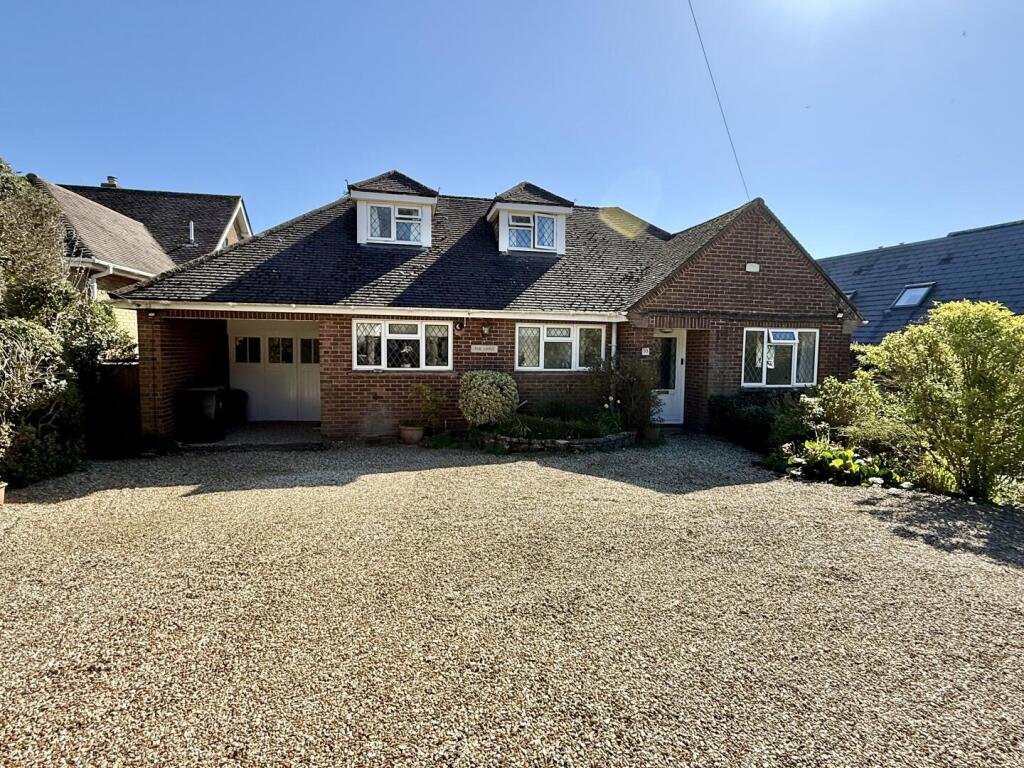 Main image of property: 33 Montagu Road, Highcliffe on Sea