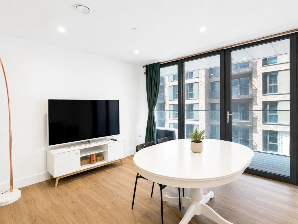 Main image of property: Sandown House, Staines, TW18