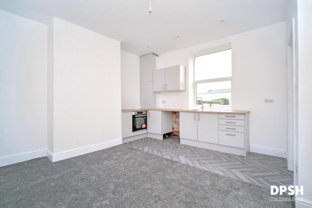 House in Leeds - View 2