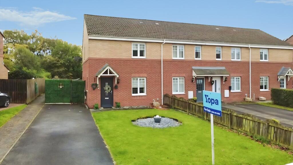 3-bed terraced on Rockbank Crescent, Coatbridge, ML5, £195,000