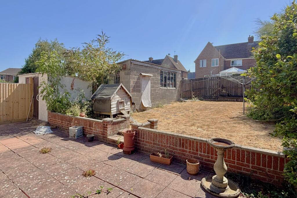 Dove Dale, Eastleigh, SO50 photo 2