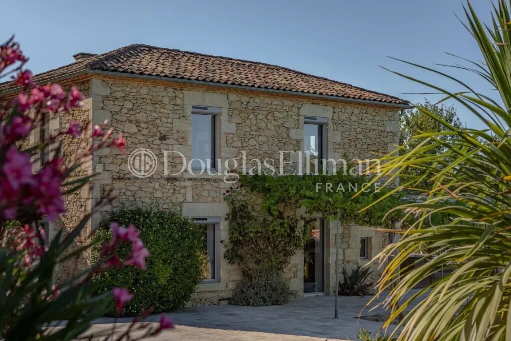 Main image of property: Aquitaine, Gironde, Bordeaux