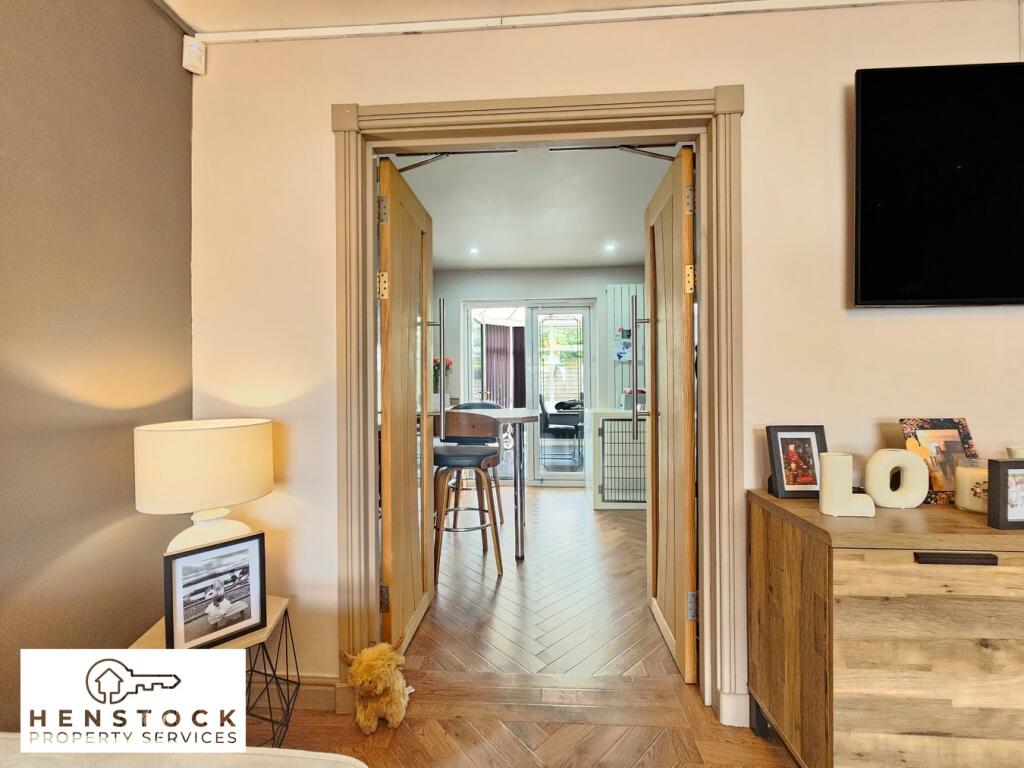 House in Rochdale, Greater Manchester - View 6