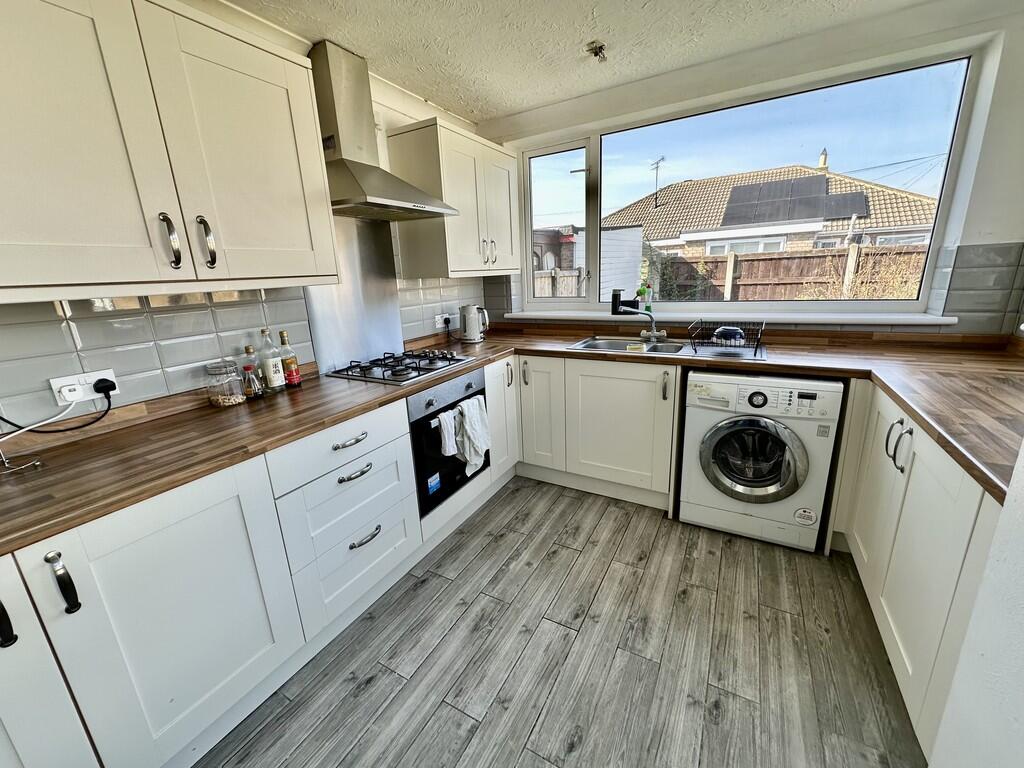 Marlowe Road, Barnby Dun, Doncaster photo 2