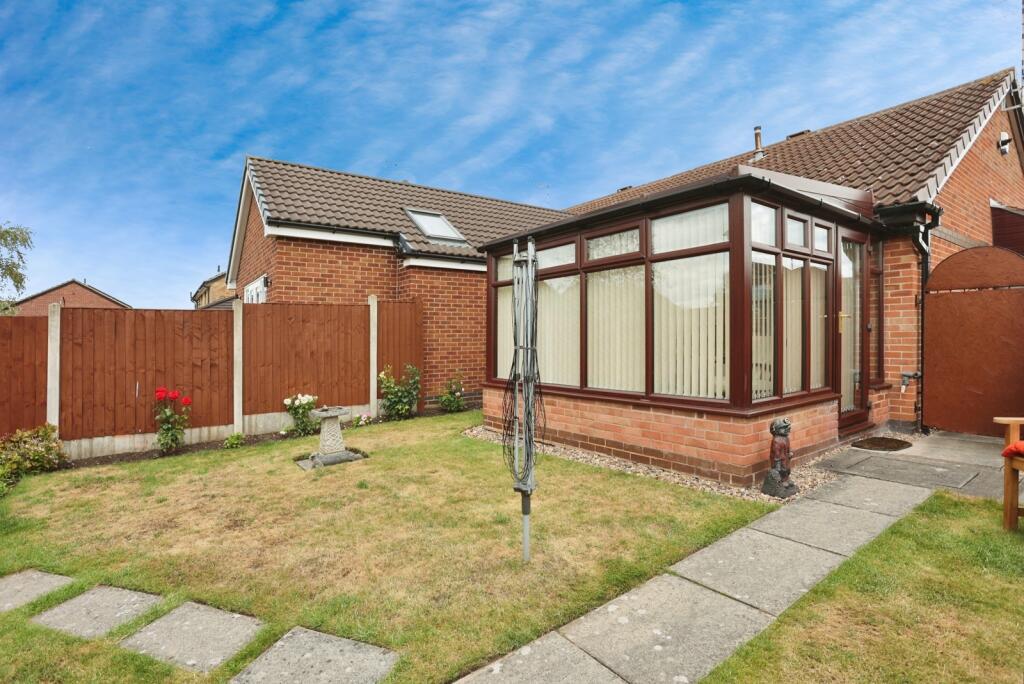 House in Rushcliffe, Compton Acres - View 3