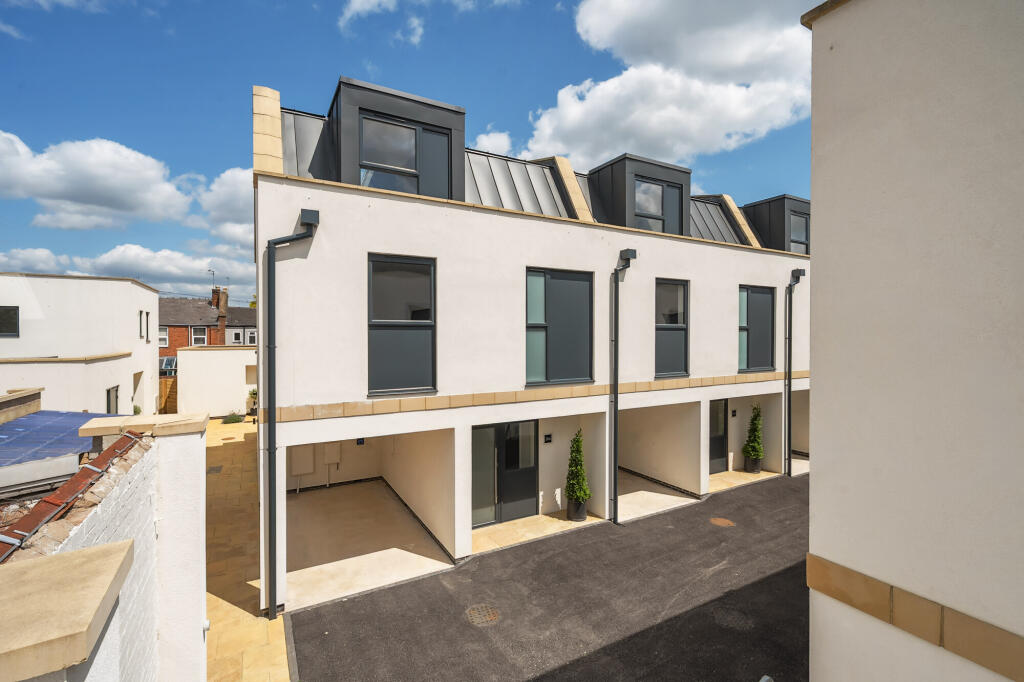 Main image of property: Carlton Street, Cheltenham, GL52