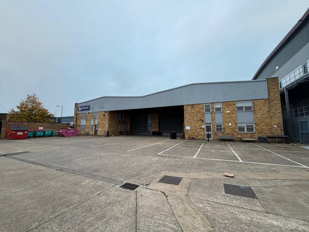 Main image of property: Unit 3 & 5 Cumberland Avenue, Park Royal, NW10 7RT