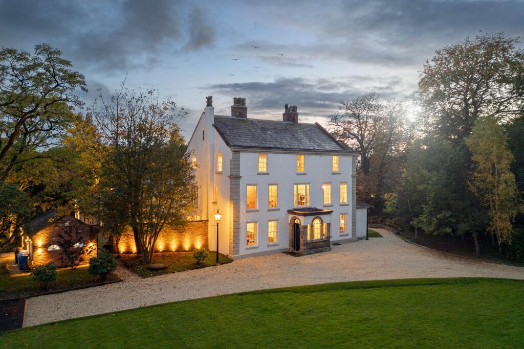 Main image of property: Hobb Lane, Moore, WA4