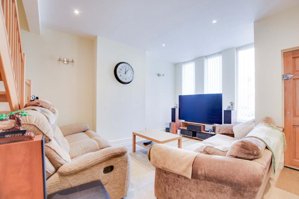 Clarendon Park Road, Clarendon Park, Leicester - View 5