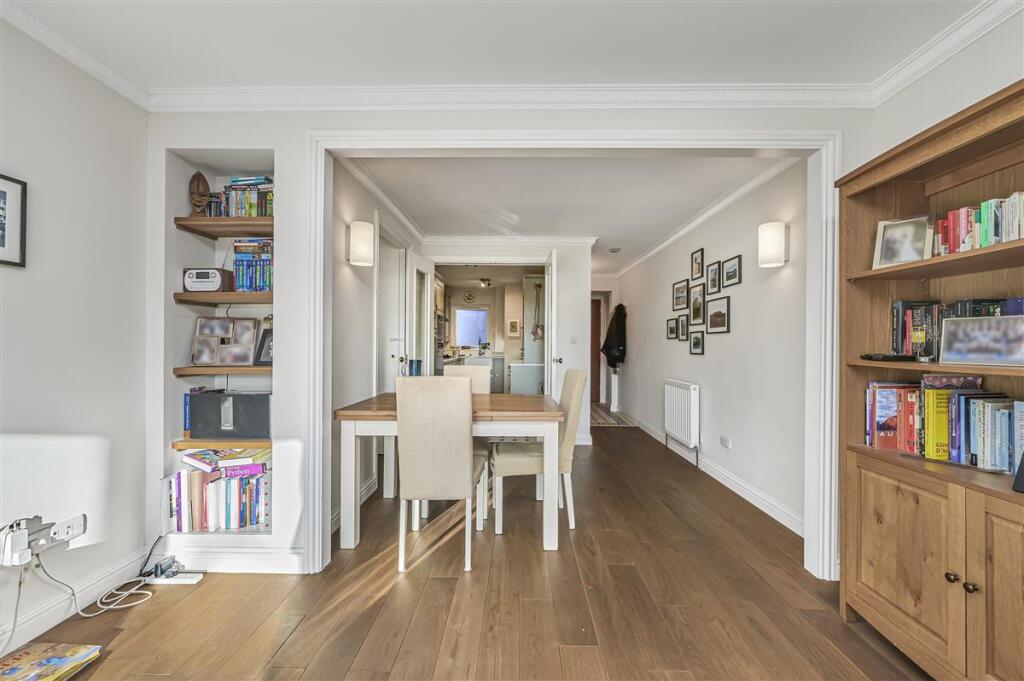 Apartment in London - View 4