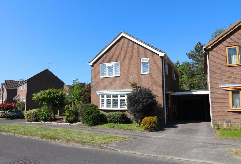 Main image of property: Precosa Road, Botley, SO30