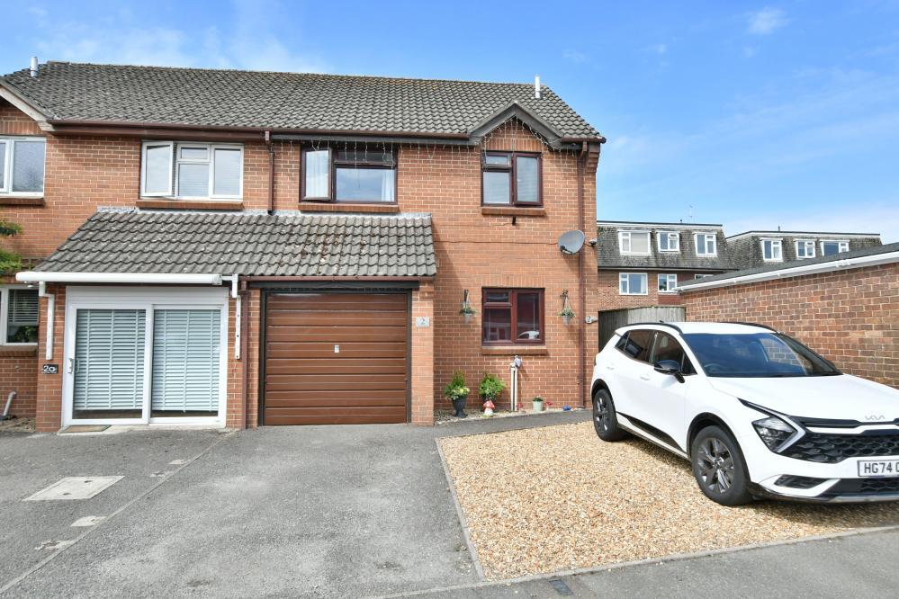 Main image of property: Grenville Road, Wimborne, BH21 2BD