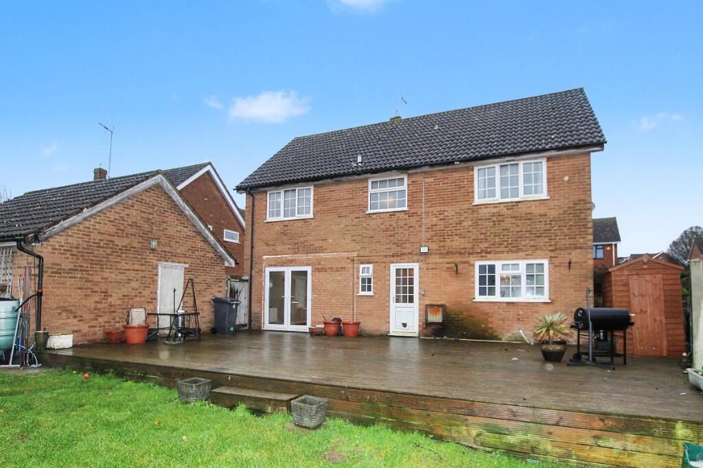Falklands Road, Haverhill, Suffolk, CB9 photo 2