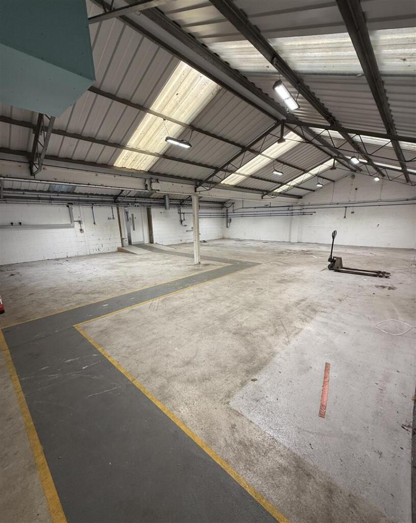 Main image of property: Unit 3b Blatchford Road, Horsham, West Sussex, RH13 5QR