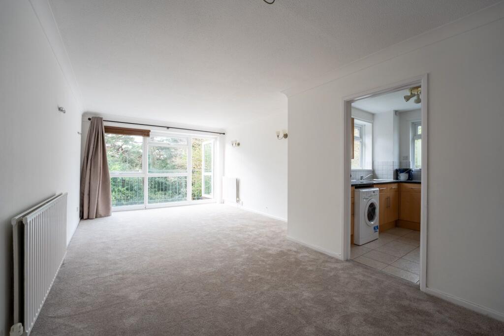 Main image of property: 62 Wellington Road, Bournemouth, BH8 8JR