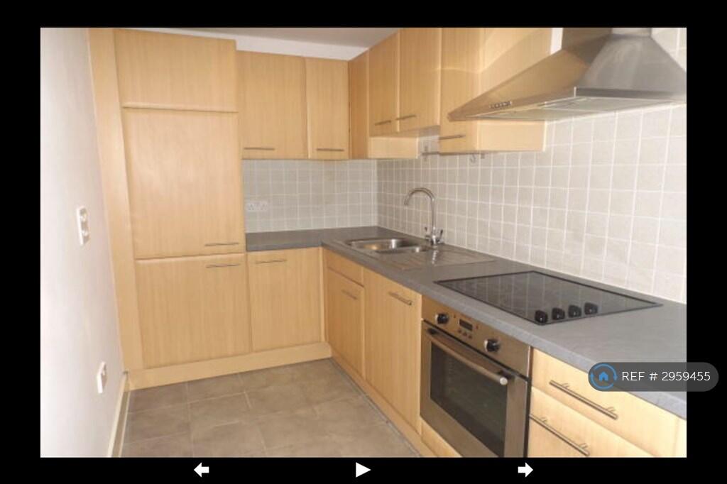 Ferry Court, Cardiff Bay, CF11 - View 2