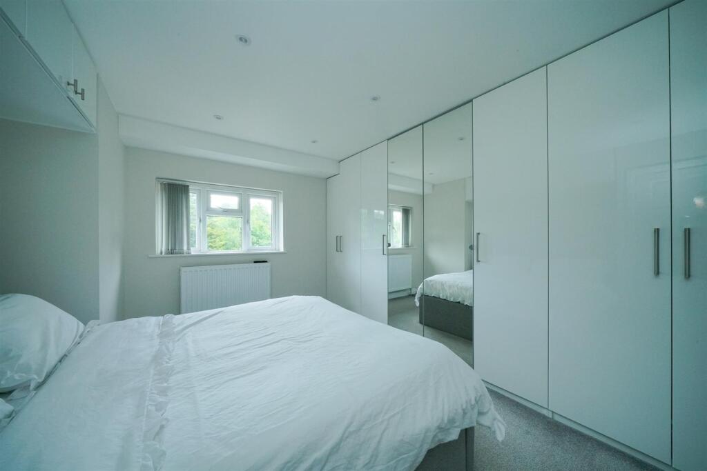 House in St Albans - View 4