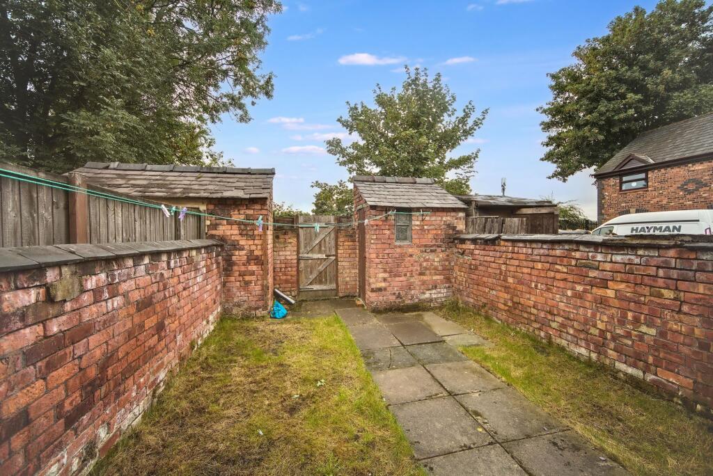 House in Wigan - View 4