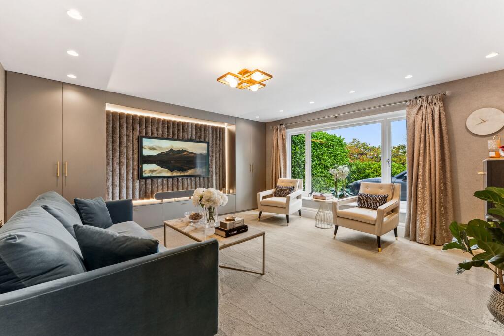 House in Alderley Edge, Cheshire East - View 4