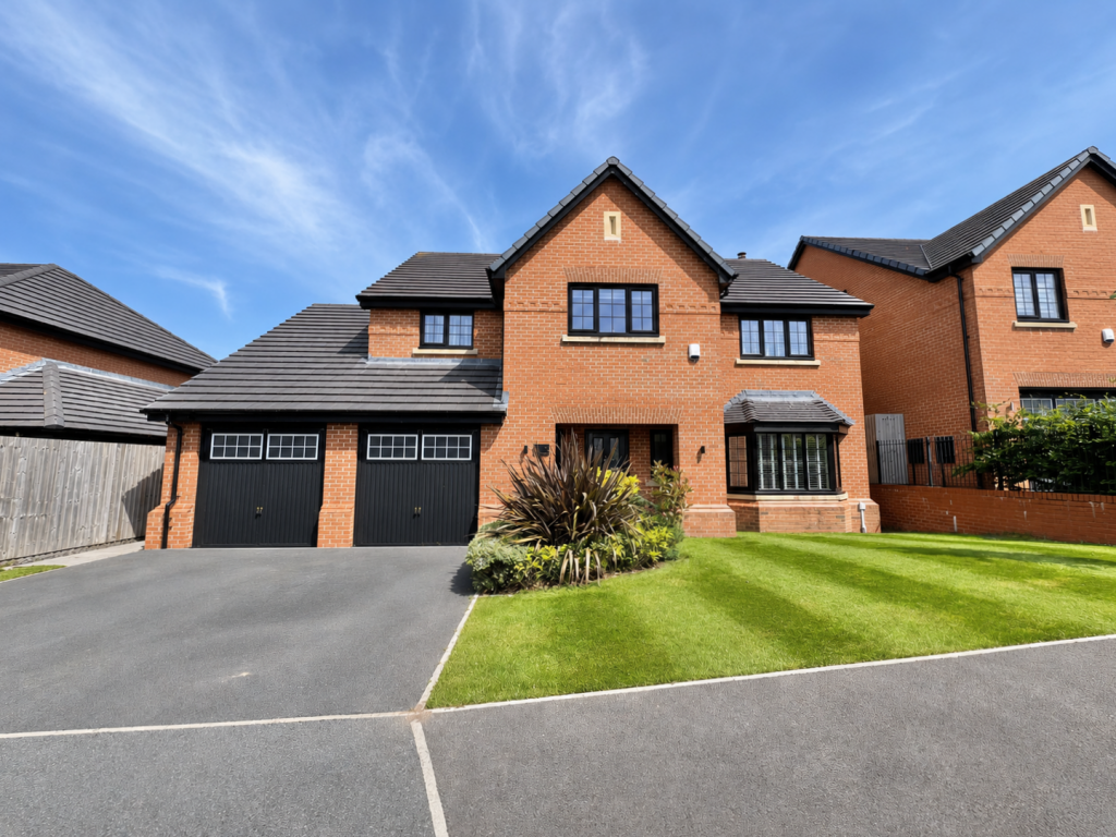 5-bed detached on Partridge Close,  Poulton-Le-Fylde, FY6, £650,000