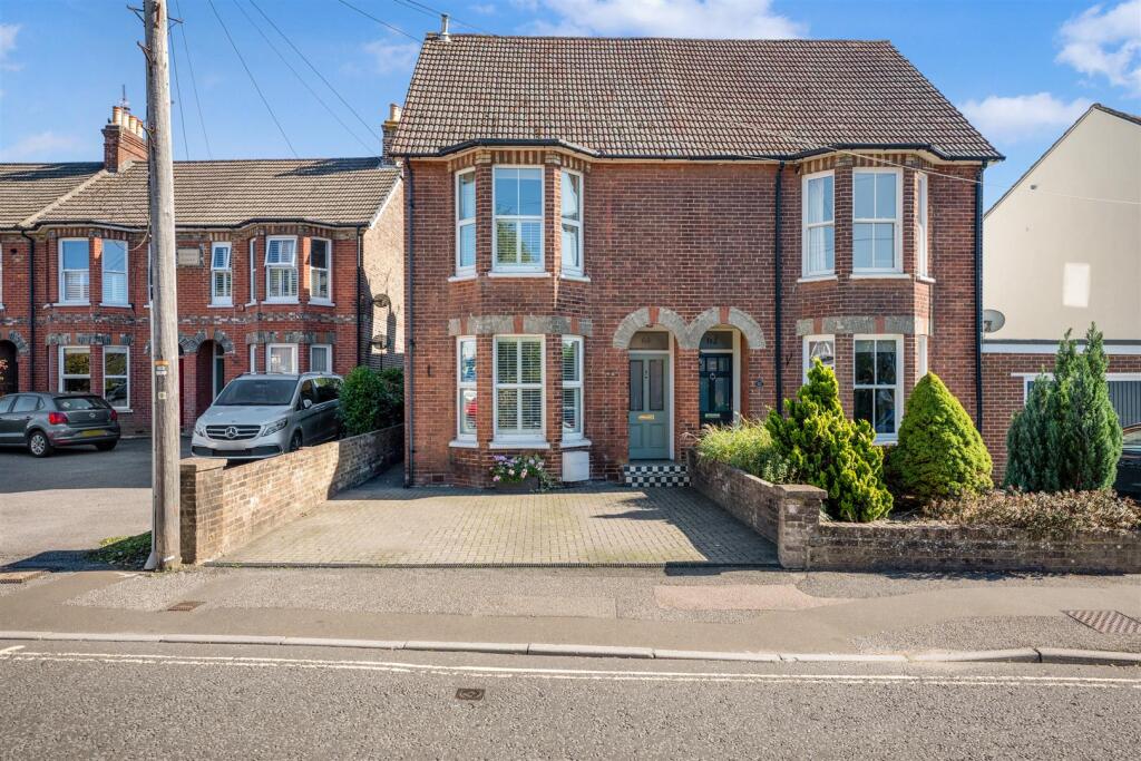 Main image of property: Station road, Horsham