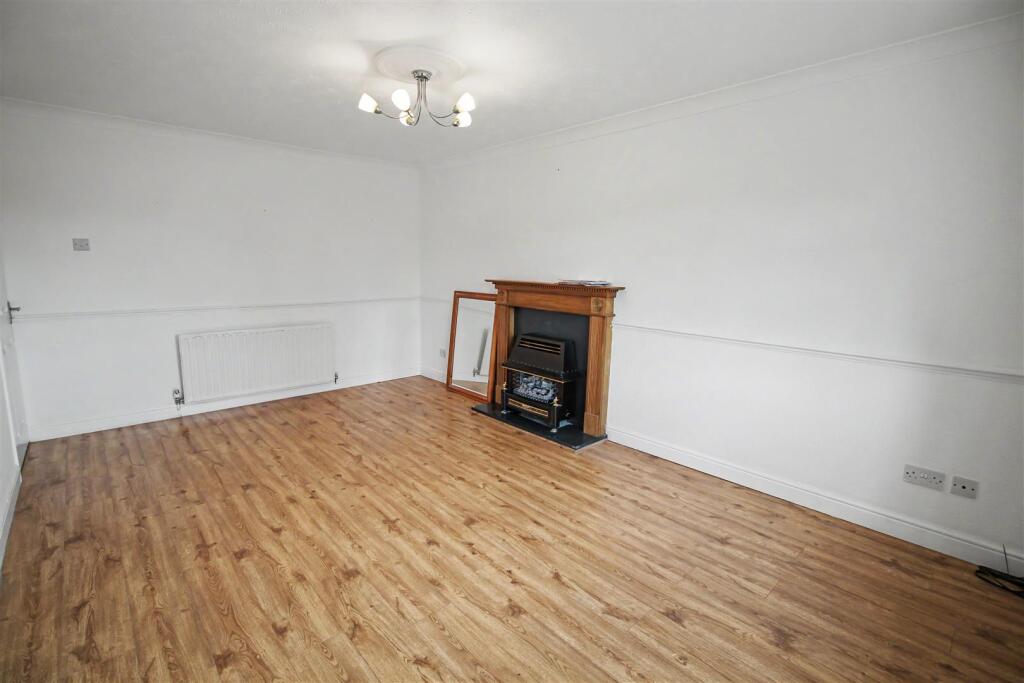 House in Northampton - View 5