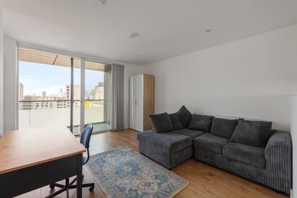 Apartment in London, Royal Borough of Greenwich - View 3