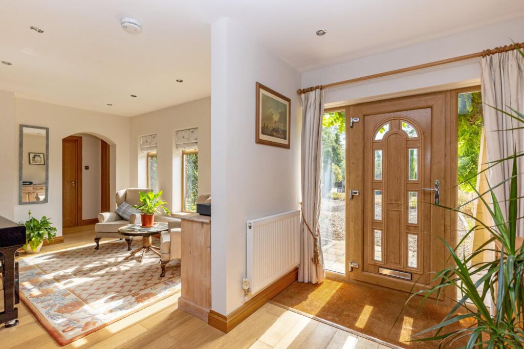 House in Wychavon, Broadway - View 5