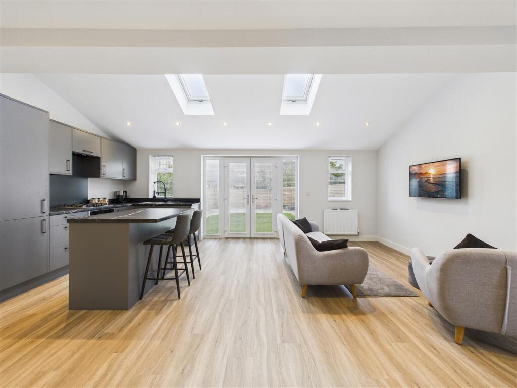 House in Sheffield - View 4