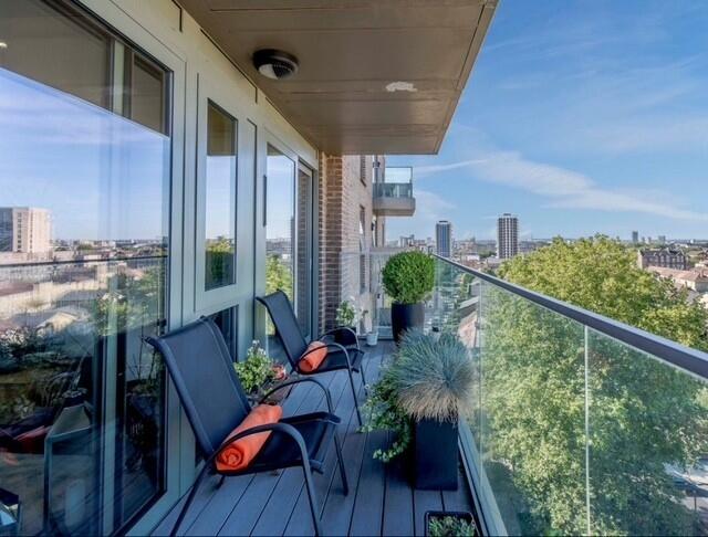 Apartment in London - View 3