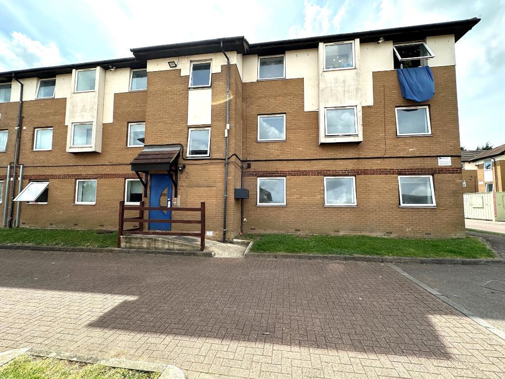 Apartment in Luton