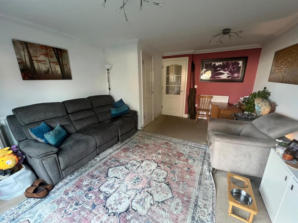 House in Rochester - View 5