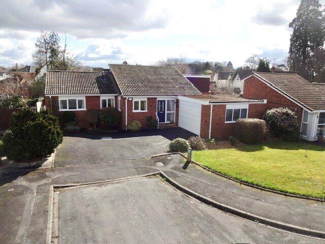 3-bed house on 32, Areley Court, £450,000