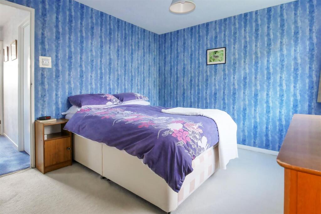 House in Arun, Toddington, Littlehampton - More